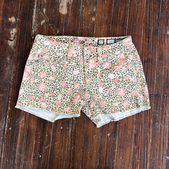 Miss Me Cheetah Print Cutoff Shorts Womens 27 - Picture 2 of 4